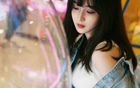 11岁女孩体重身高标准表（11岁女孩子身高体重标准）