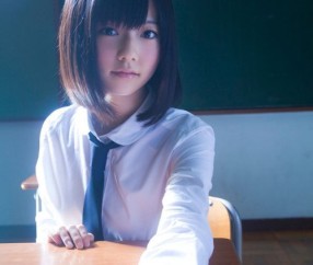 怀孕初期流粉褐色（怀孕初期流粉褐色的血）